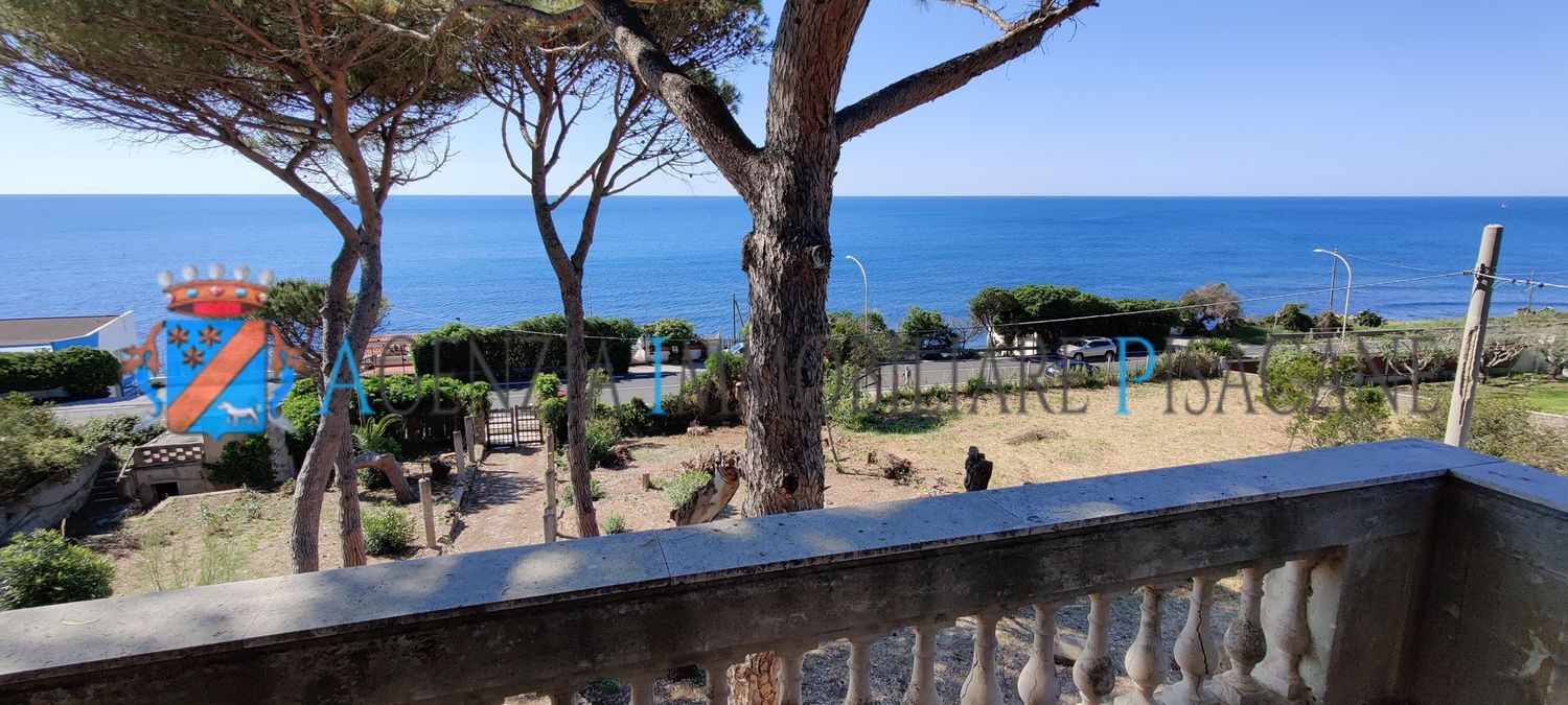  - Agenzia Immobiliare & Architettura Pisacane