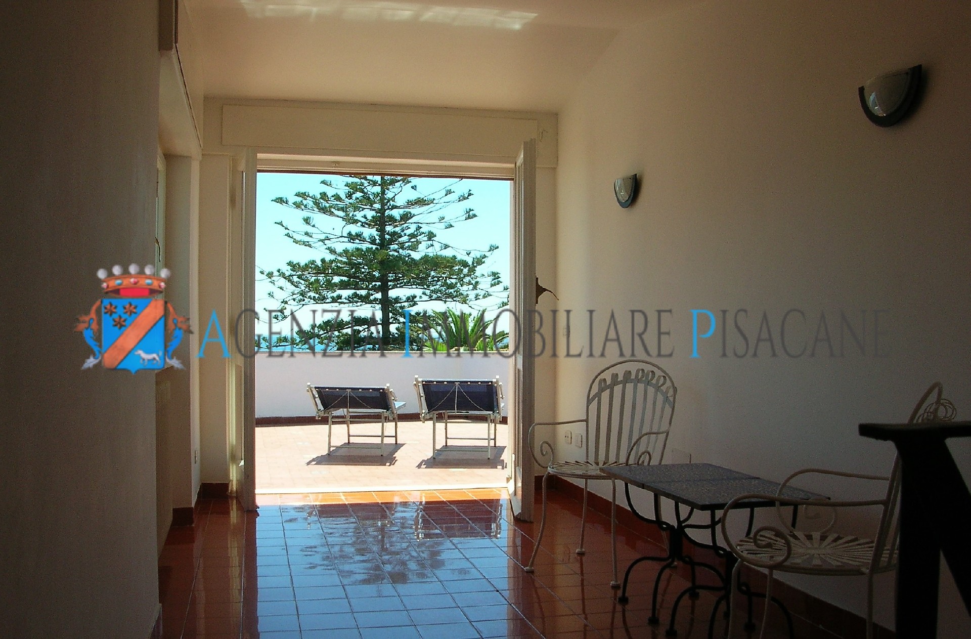Terrazza mansarda - Agenzia Immobiliare & Architettura Pisacane
