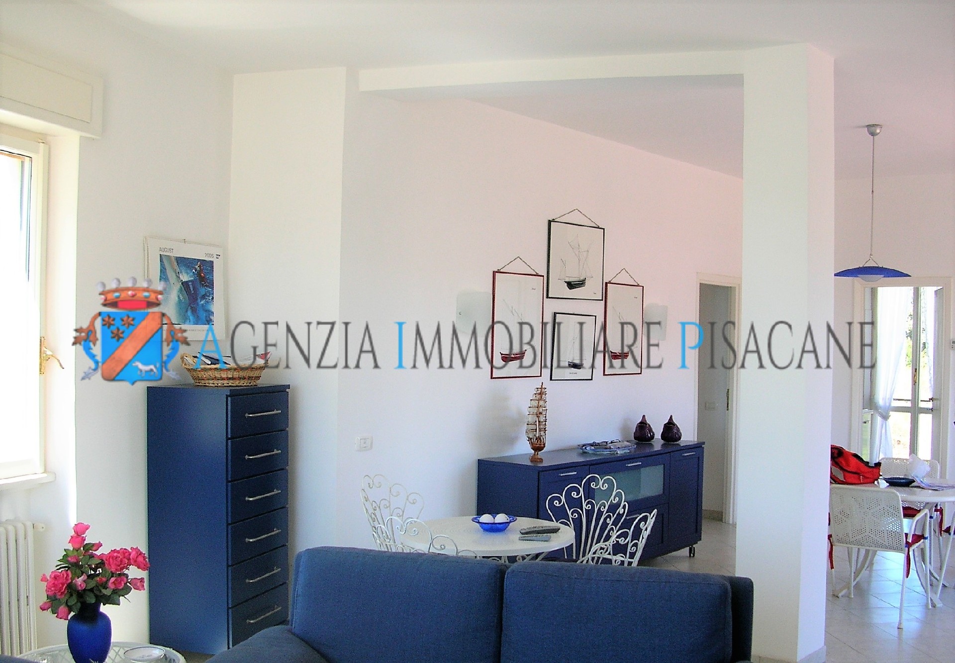 Salone - Agenzia Immobiliare & Architettura Pisacane