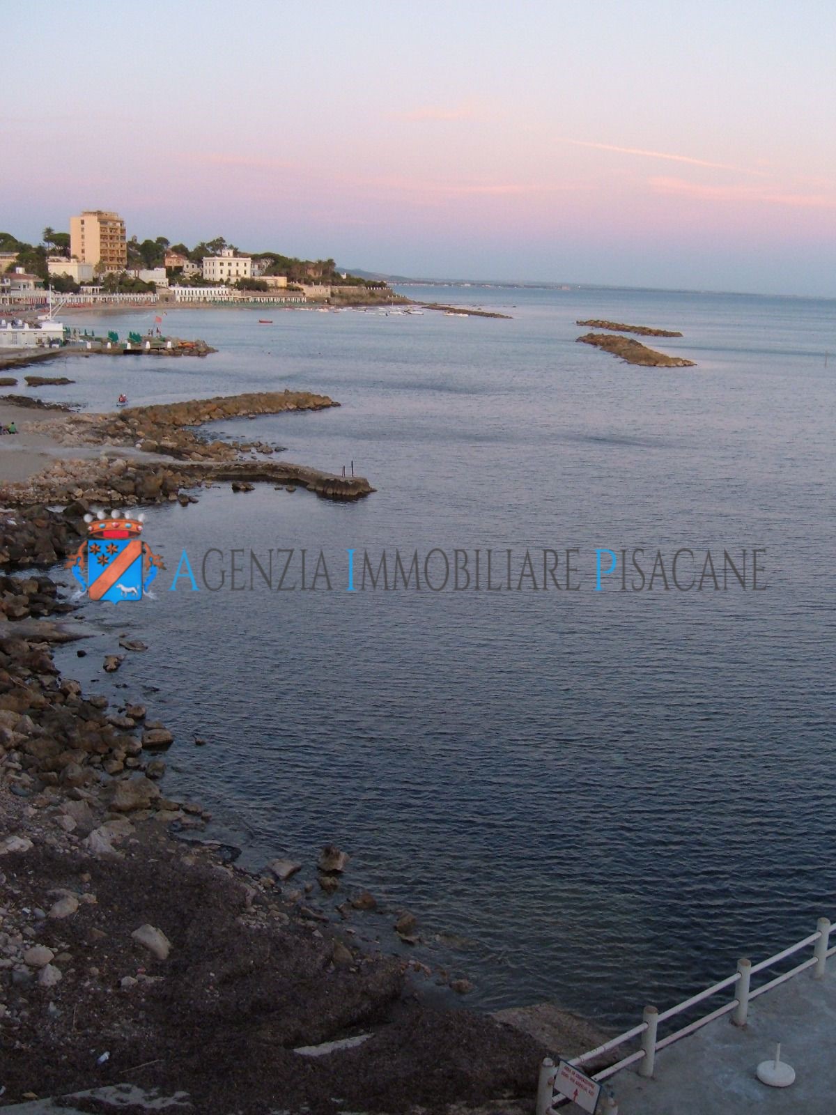 Panorama sottostante - Agenzia Immobiliare & Architettura Pisacane