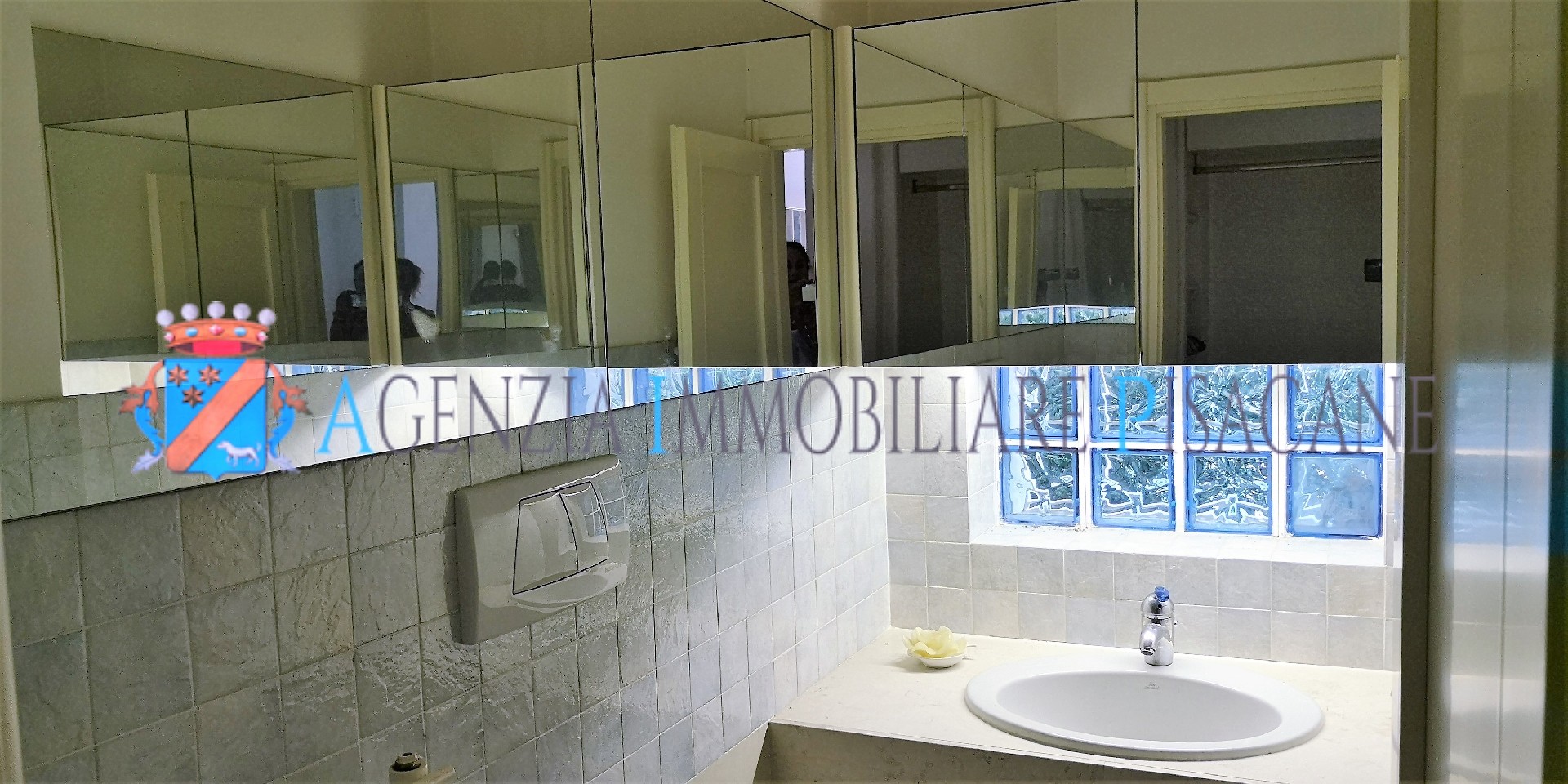 Bagno - Estate Agency & Architecture Pisacane