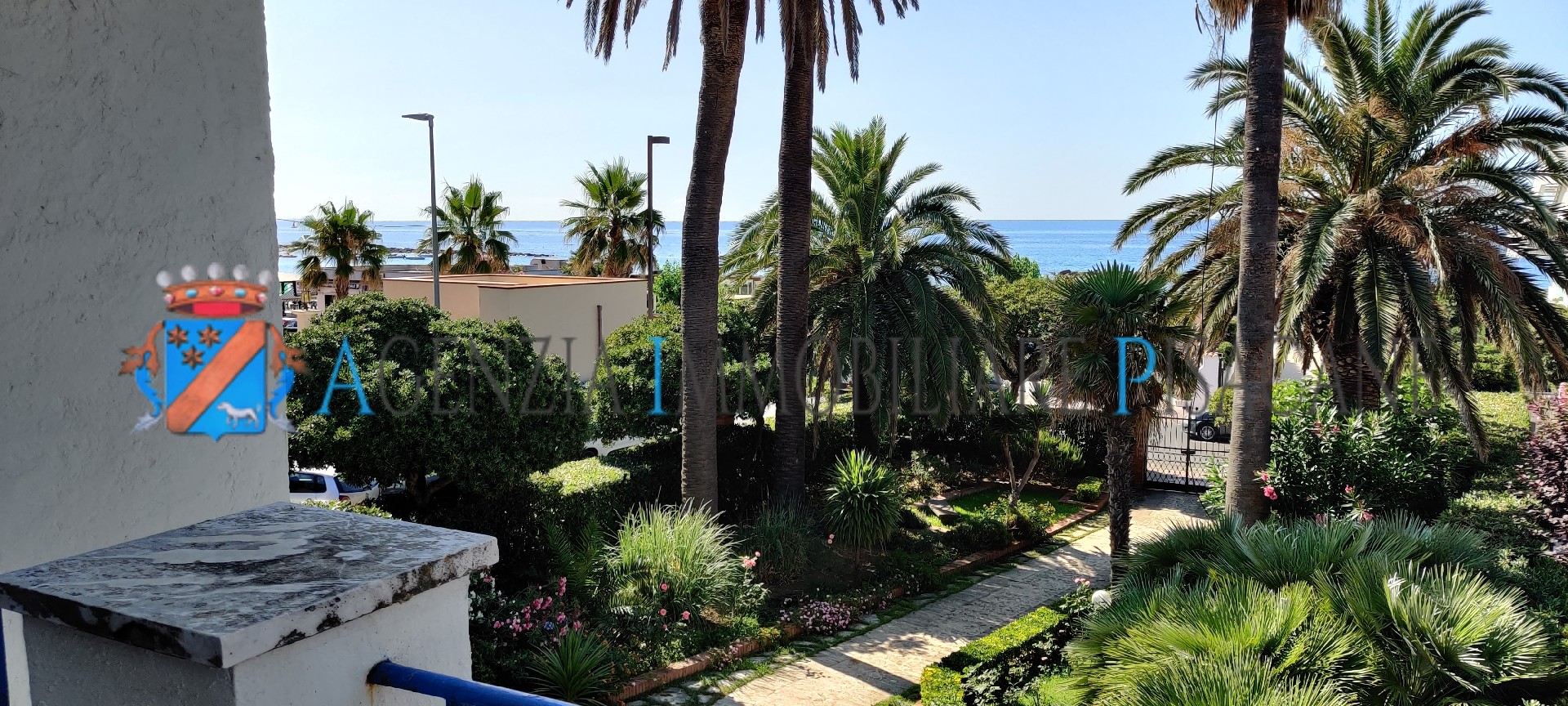 Affaccio dalla terrazza - Agenzia Immobiliare & Architettura Pisacane