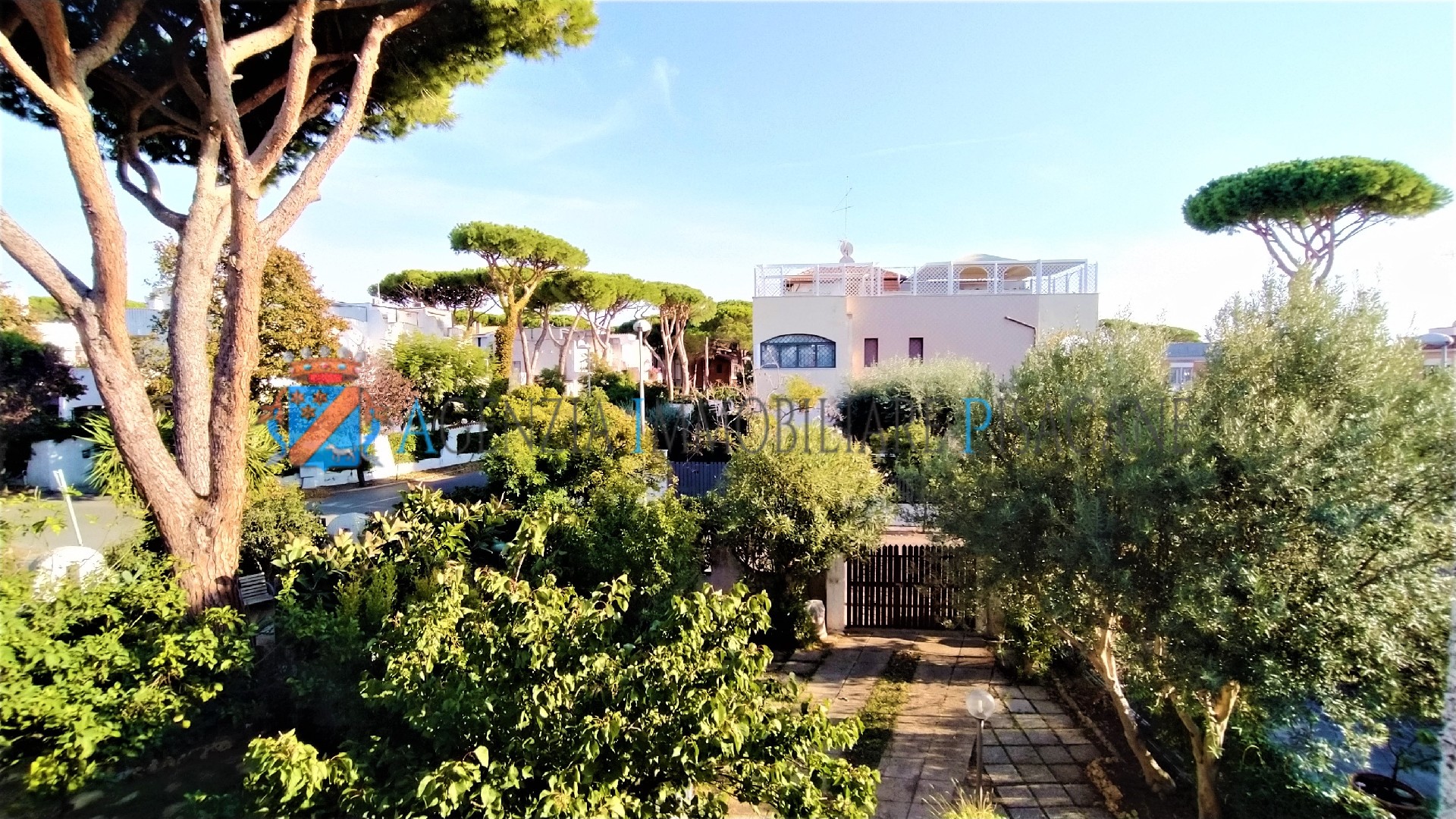 Vista camera da letto - Agenzia Immobiliare & Architettura Pisacane