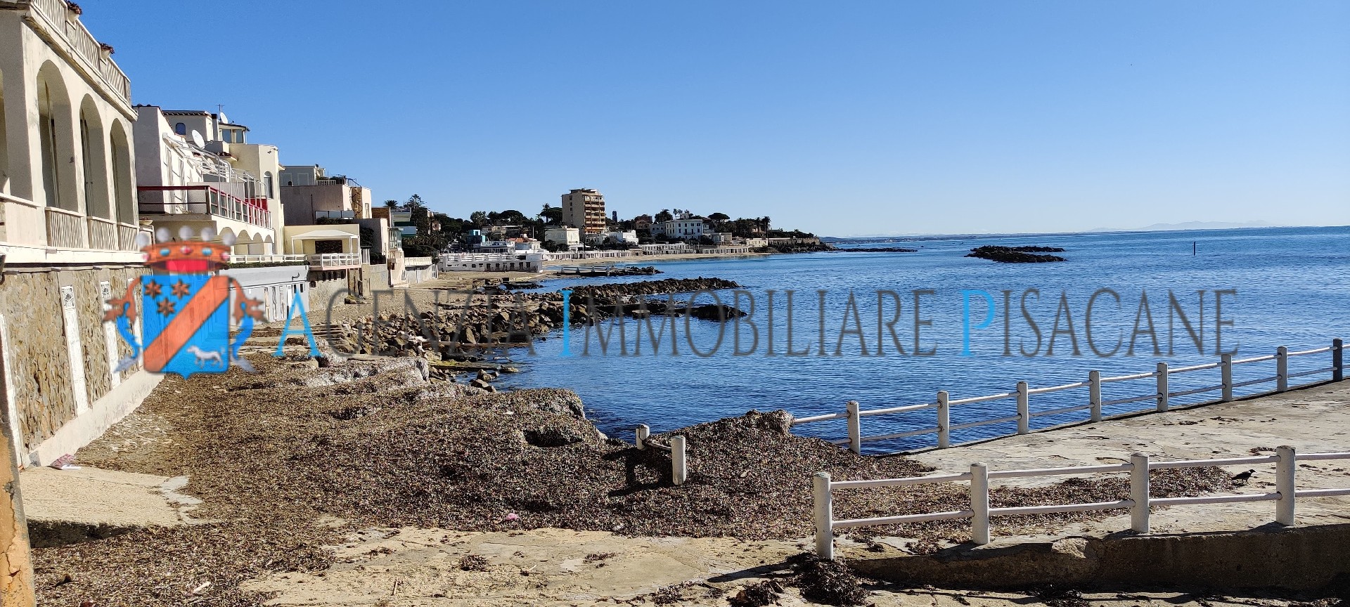 Mare sottostante la proprietà - Agenzia Immobiliare & Architettura Pisacane
