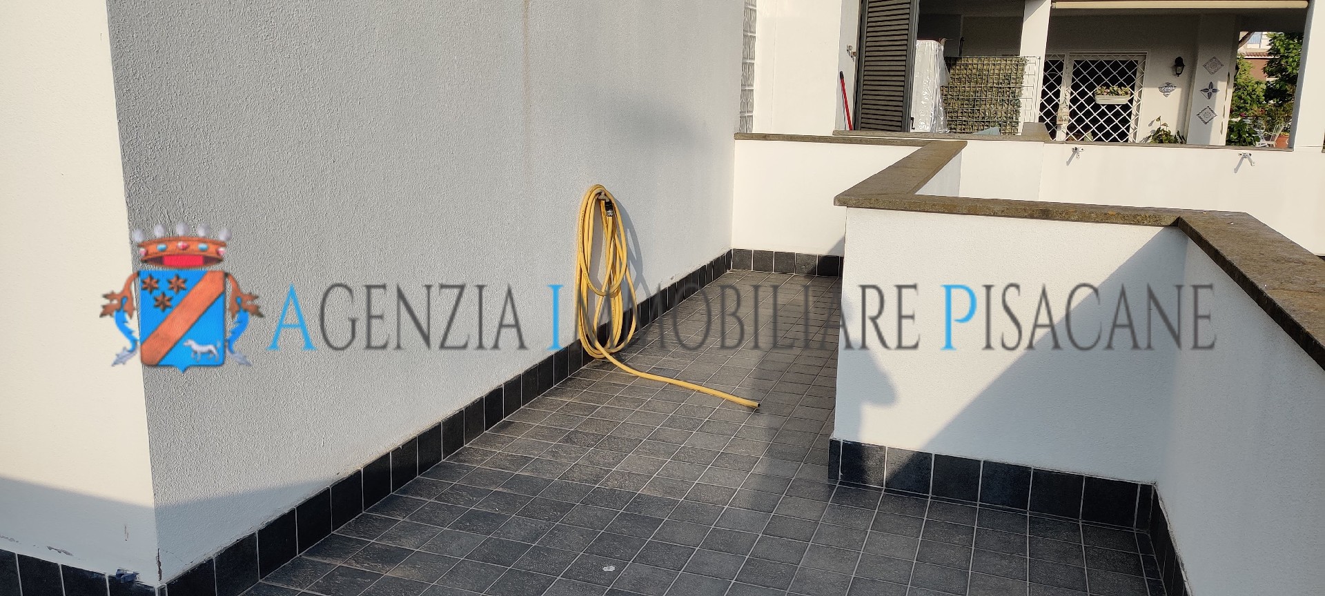 Terrazzo - Agenzia Immobiliare & Architettura Pisacane