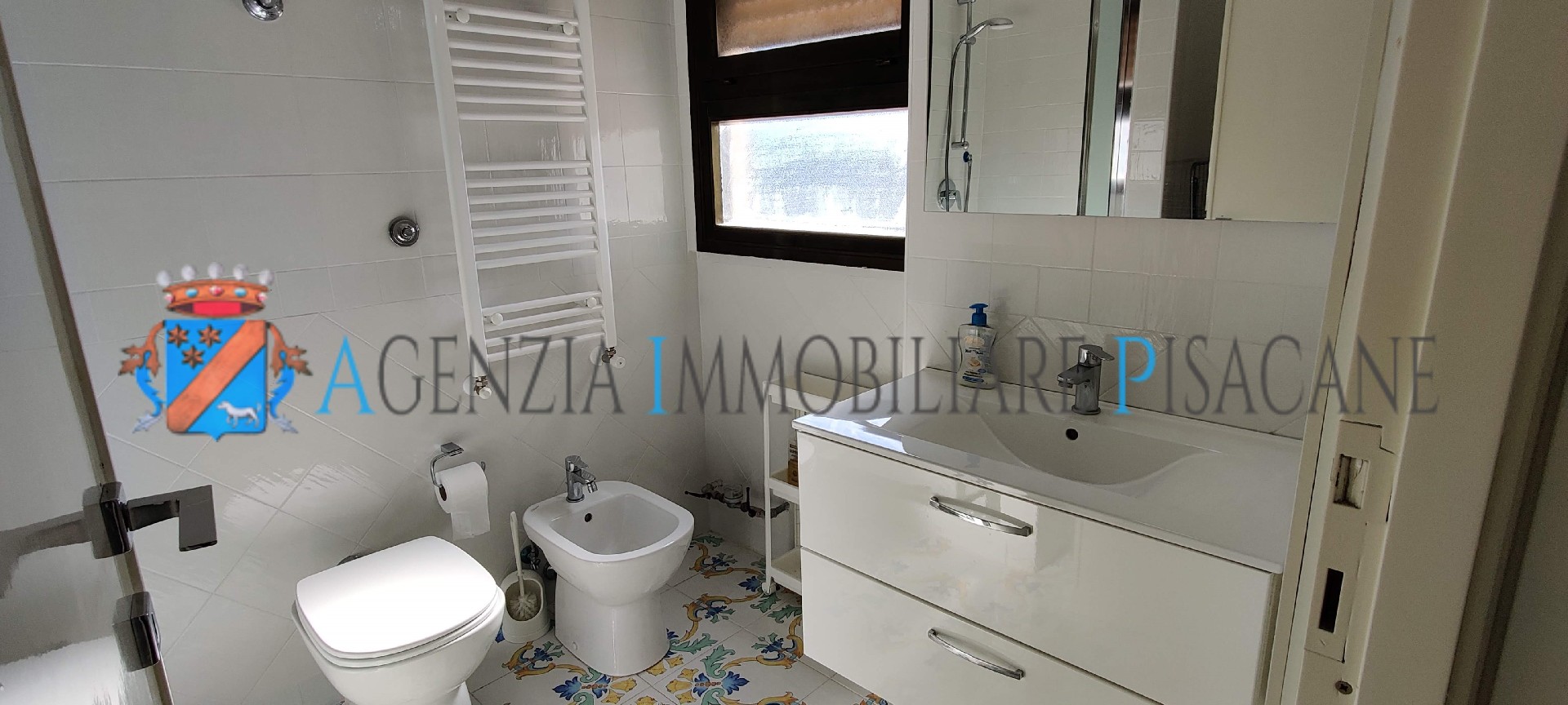 Bagno - Agenzia Immobiliare & Architettura Pisacane