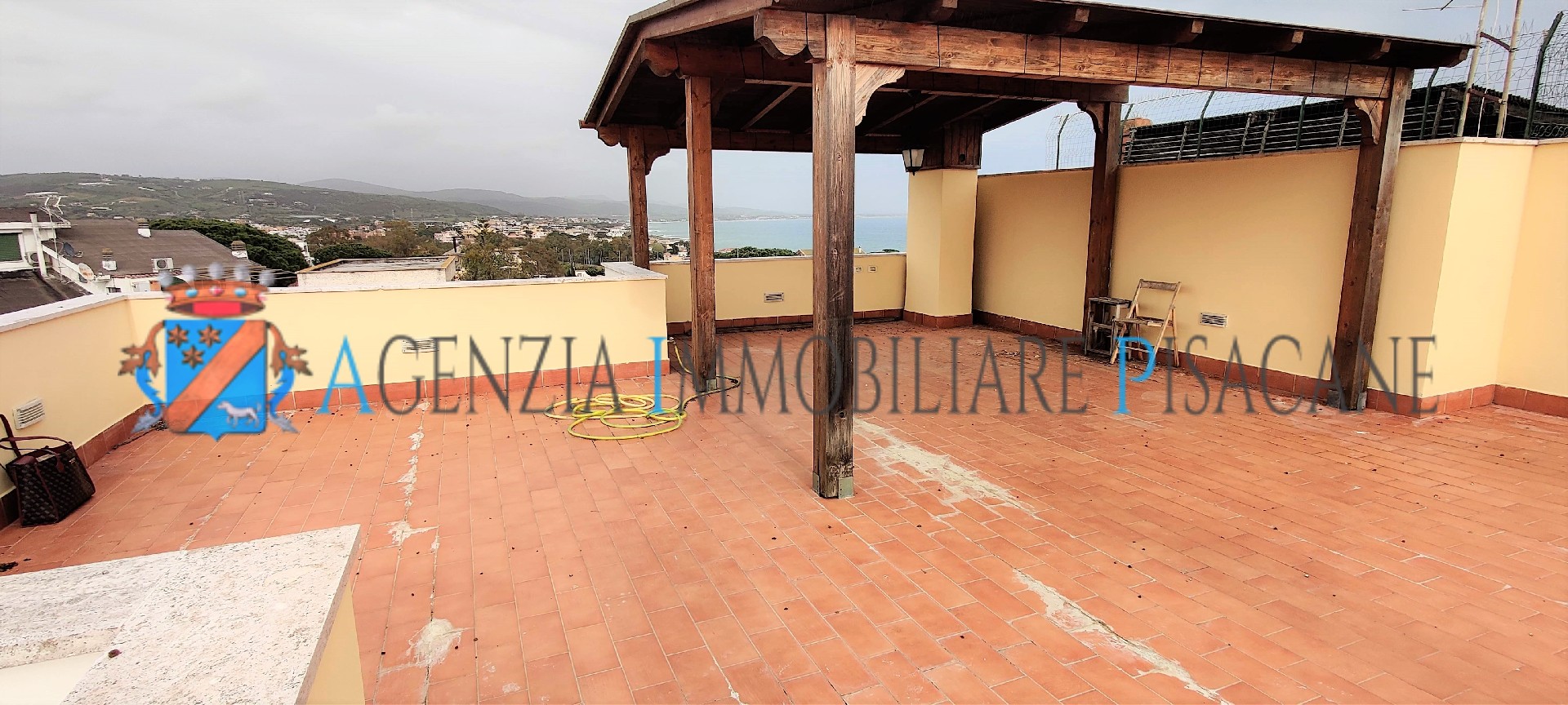 Terrazza  - Agenzia Immobiliare & Architettura Pisacane