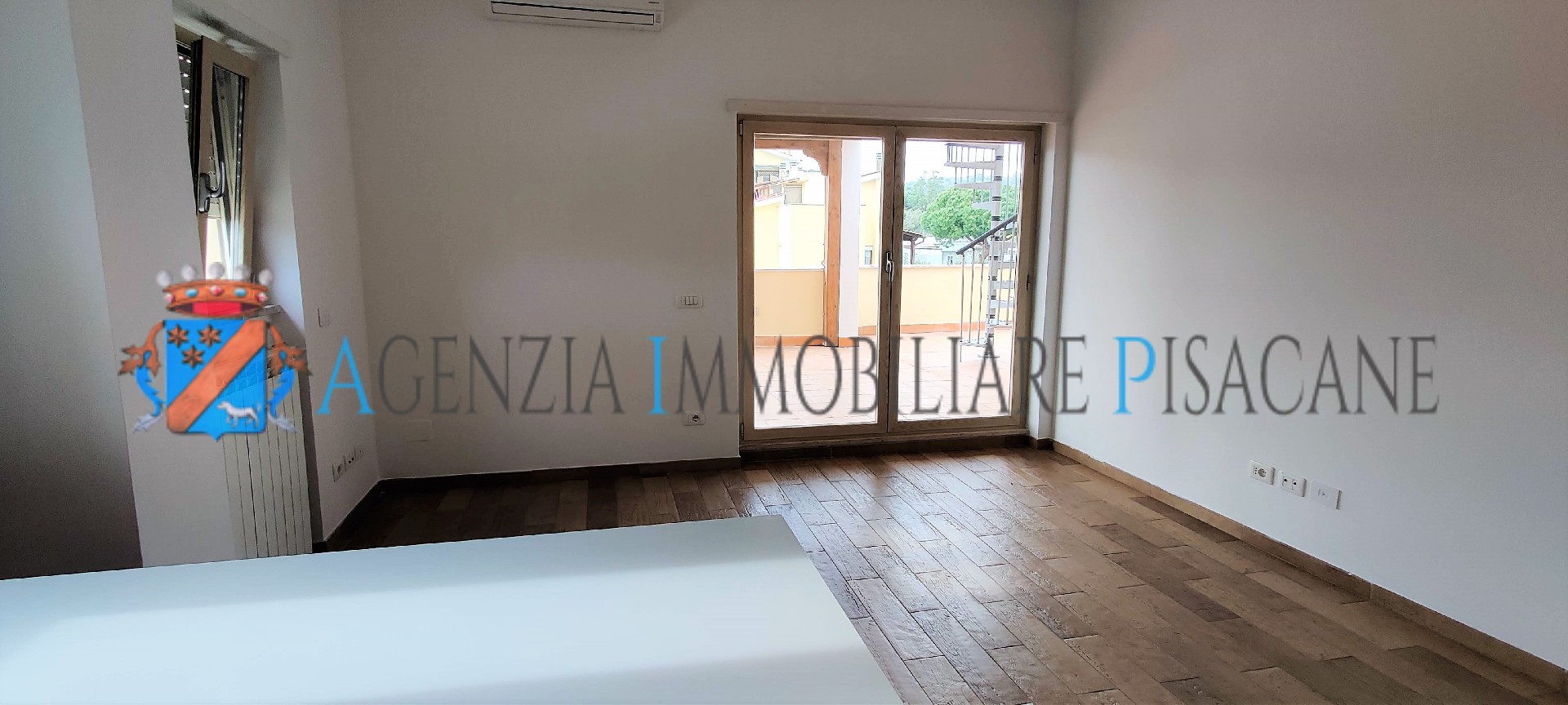 Sala - Agenzia Immobiliare & Architettura Pisacane