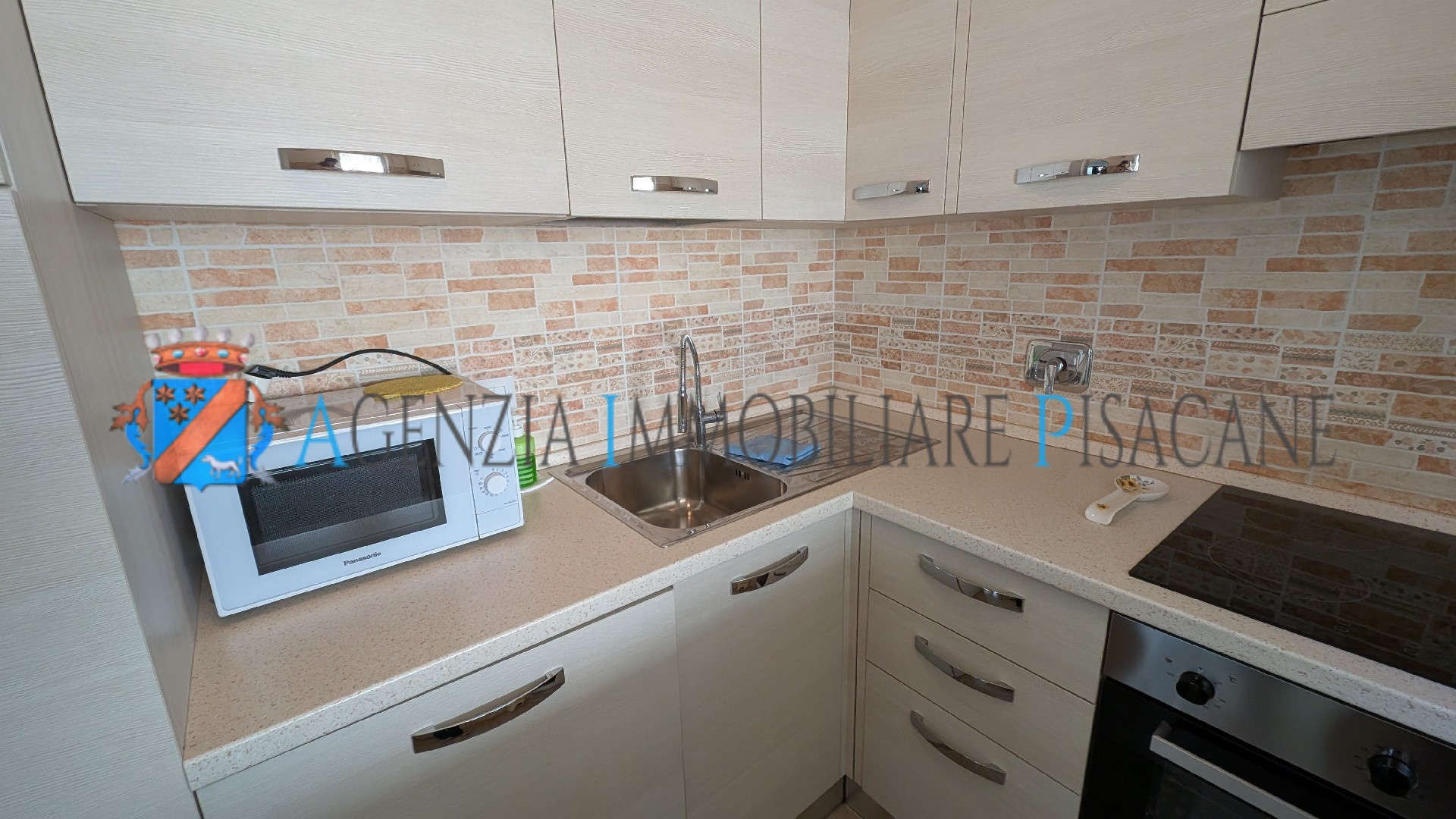  - Agenzia Immobiliare & Architettura Pisacane