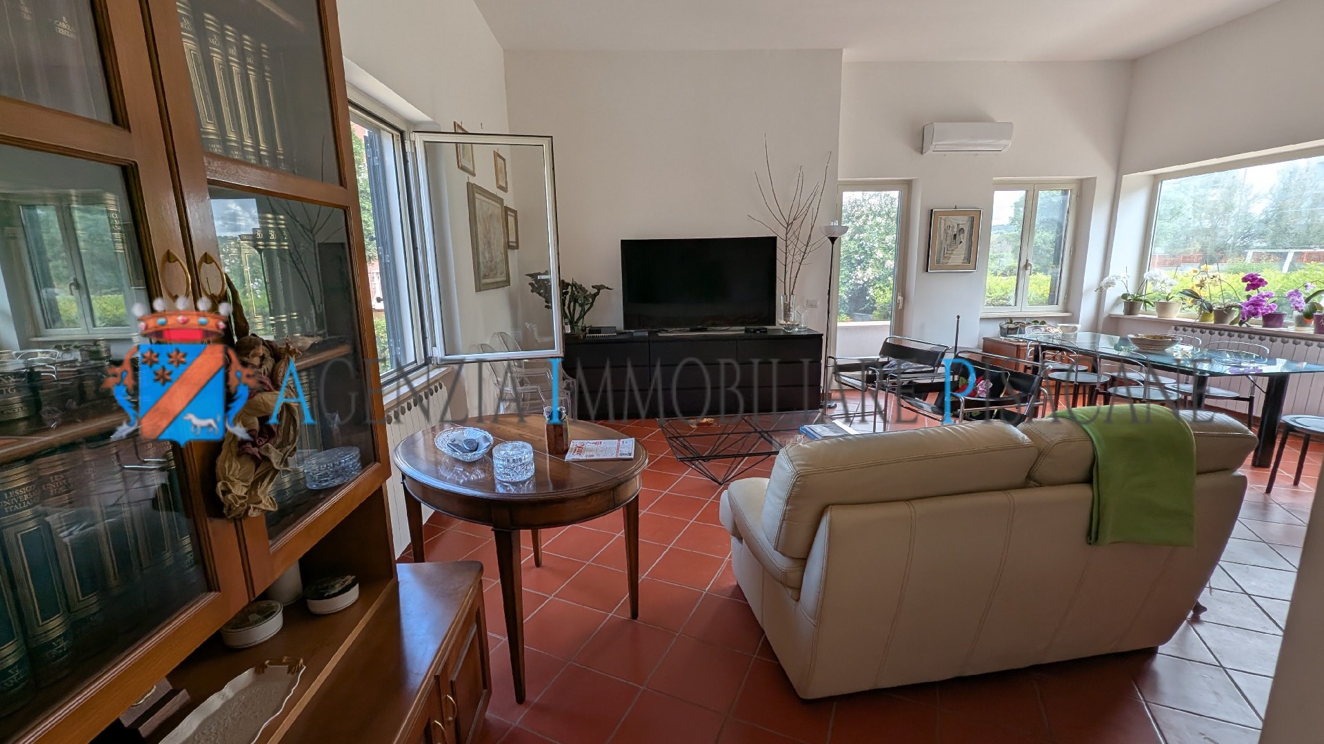  - Estate Agency & Architecture Pisacane