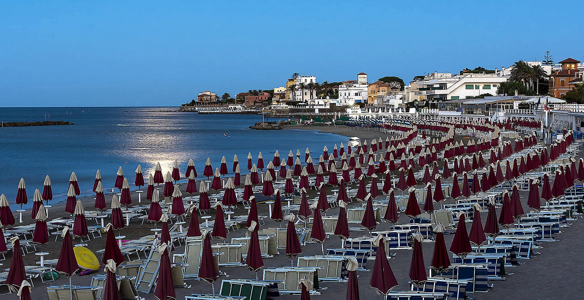 Agenzia Immobiliare & Architettura Pisacane - La Spiaggia